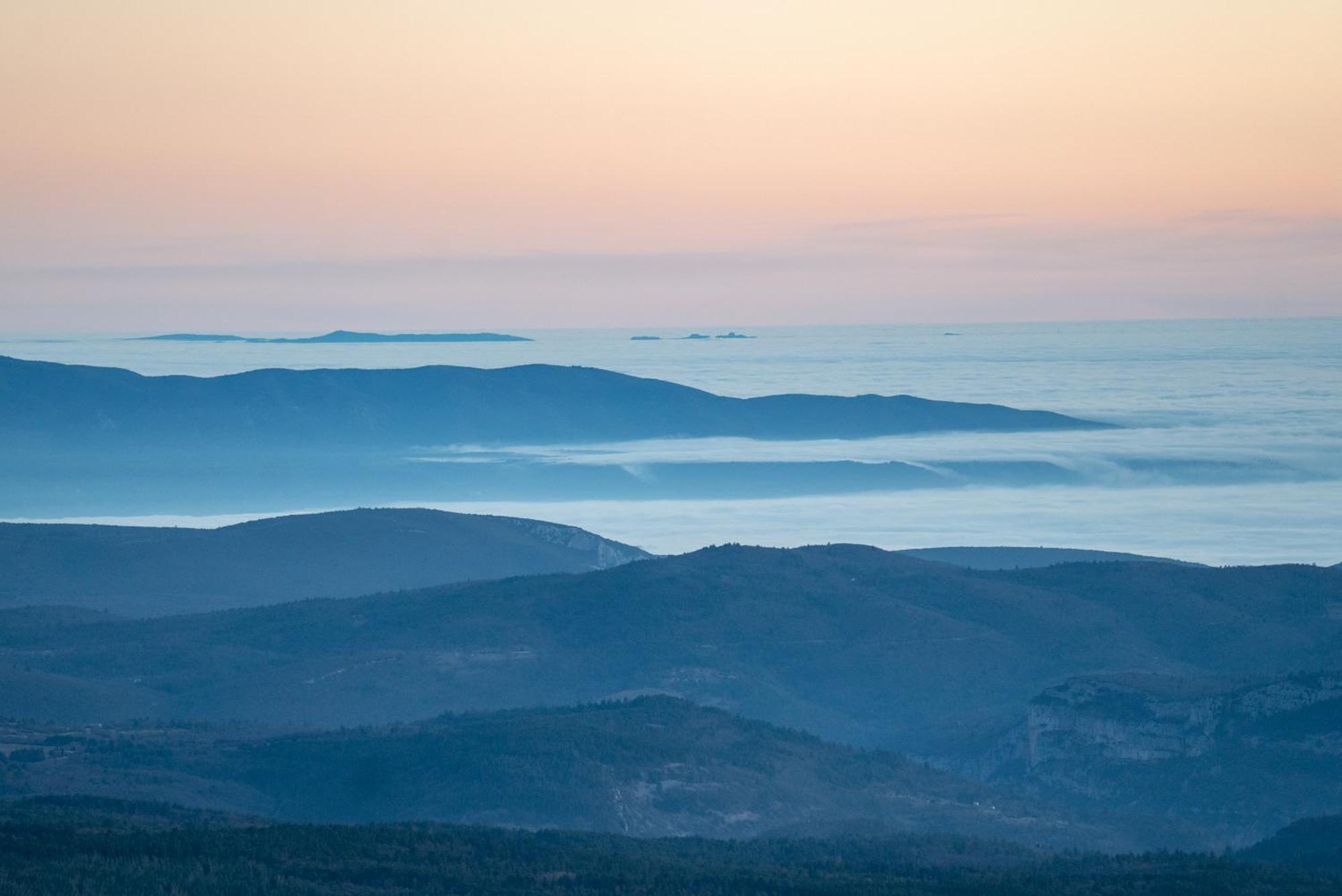 Les Terrasses De Cascavelle Villa Blauvac ภายนอก รูปภาพ